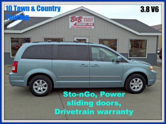 2010 Chrysler Town & Country for sale