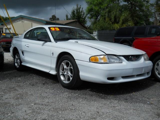 1995 Ford Mustang