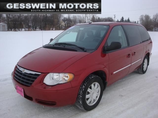 2006 Chrysler Town & Country for sale