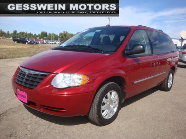 2005 Chrysler Town & Country for sale