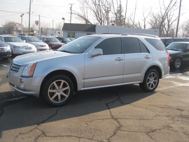 2004 Cadillac SRX for sale