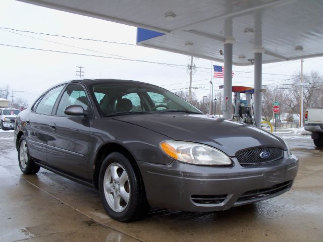 2004 Ford Taurus for sale