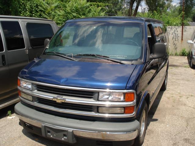 2000 Chevrolet Express for sale