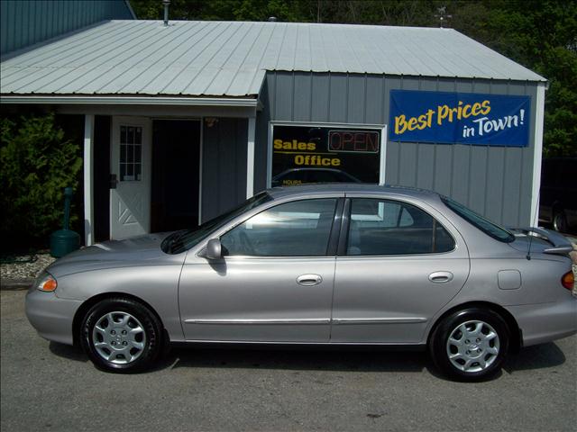 2000 Hyundai Elantra for sale