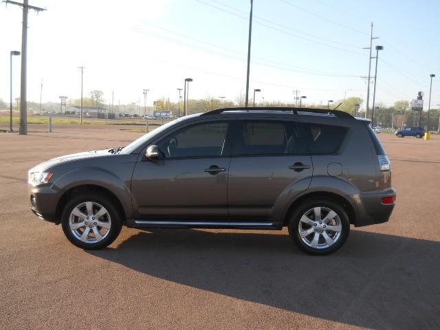 2010 Mitsubishi Outlander for sale