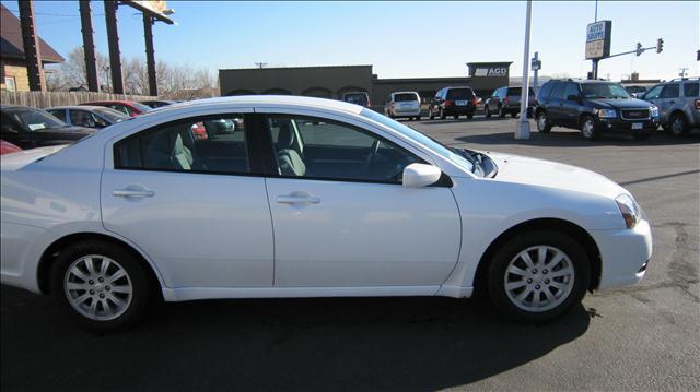 2011 Mitsubishi Galant