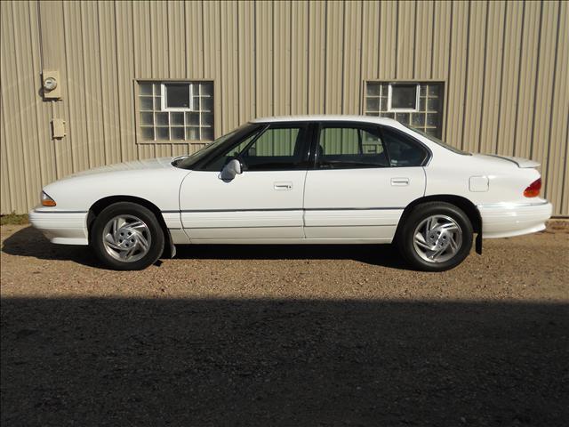 1995 Pontiac Bonneville SE For Sale In Sioux Falls SD - Peterson Auto ...