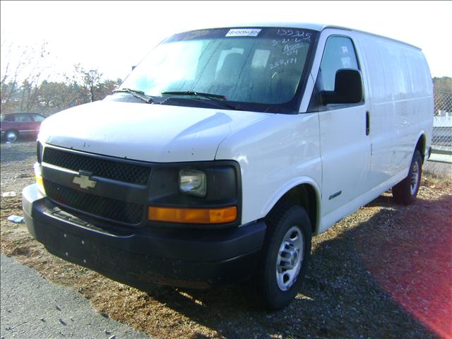 2004 Chevrolet G2500 for sale
