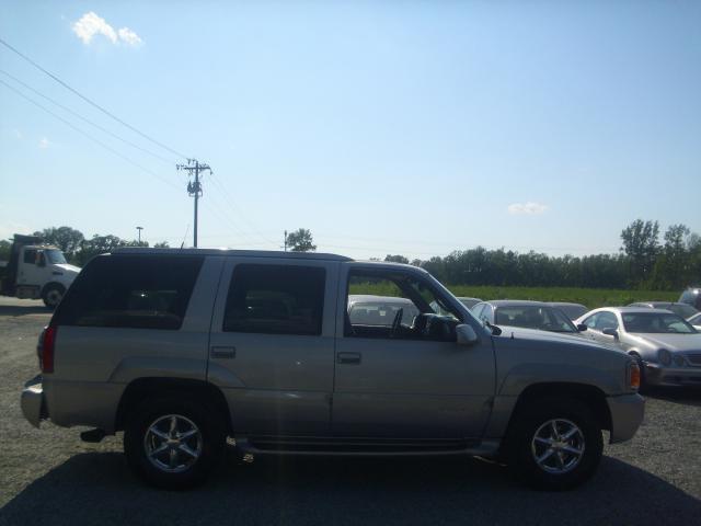 2000 GMC Yukon Denali for sale