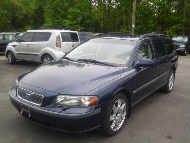 2002 Volvo V70 for sale