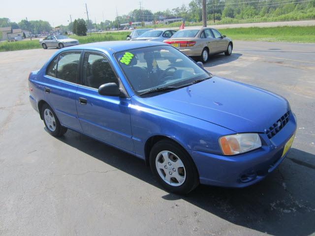 2000 Hyundai Accent for sale