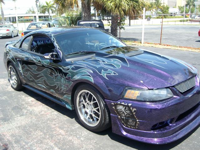 2000 Ford Mustang for sale
