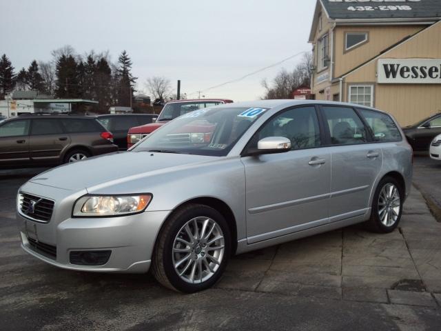 2010 Volvo V50 for sale