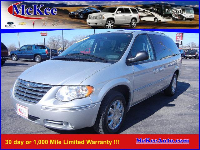 2007 Chrysler Town & Country for sale