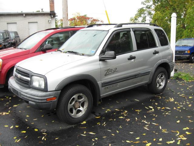 2004 Chevrolet Tracker