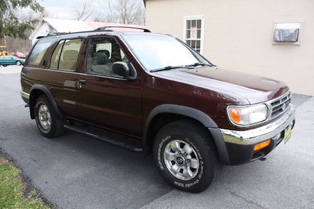 1997 Nissan Pathfinder for sale
