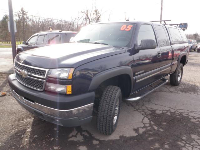 2005 Chevrolet Silverado 2500 for sale