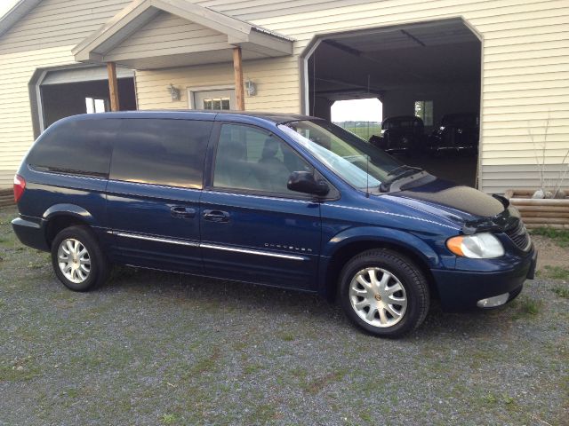 2001 Chrysler Town & Country