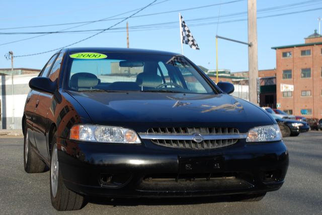 2000 Nissan Altima for sale