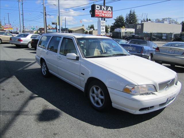 1998 Volvo V70 for sale