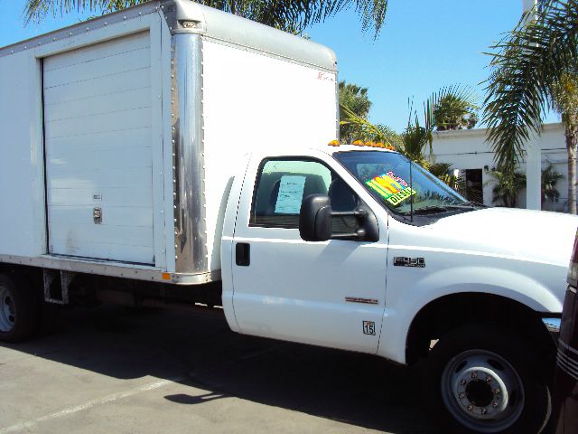 2003 FORD F450 REGULAR CAB DRW 2WD
