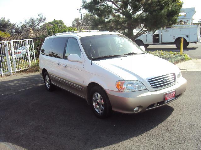 2003 Kia Sedona for sale