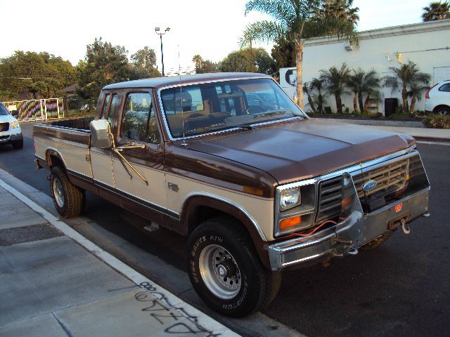 1986 FORD F250 SUPERCAB 2WD browntan 4 wheel drive lariat extended cab full power alloy wheels to