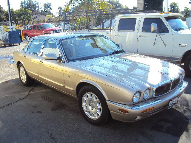 2001 JAGUAR XJ8 XJ8