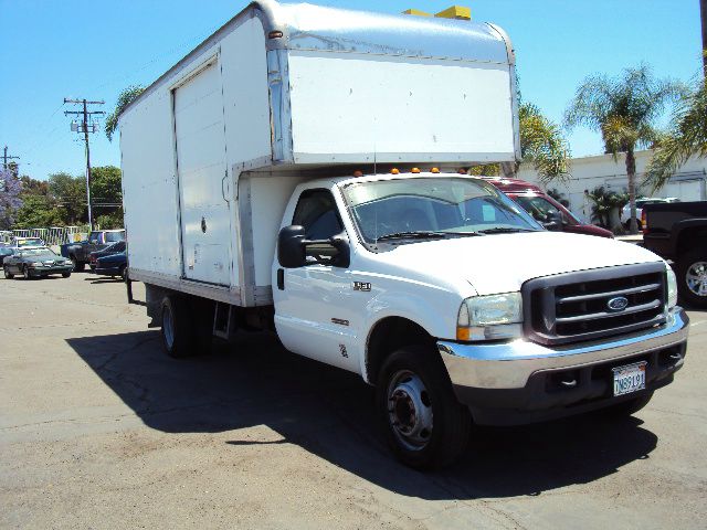 2004 FORD F450 REGULAR CAB 2WD DRW