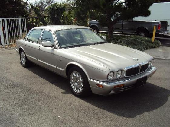 1999 Jaguar XJ8 for sale