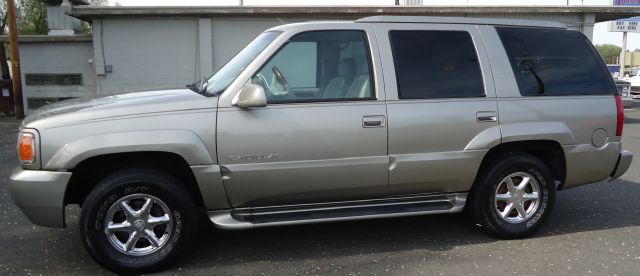 2000 Cadillac Escalade for sale