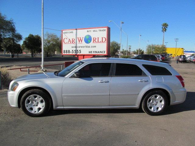 2005 Dodge Magnum for sale