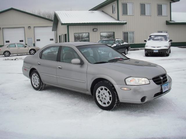 2000 Nissan Maxima