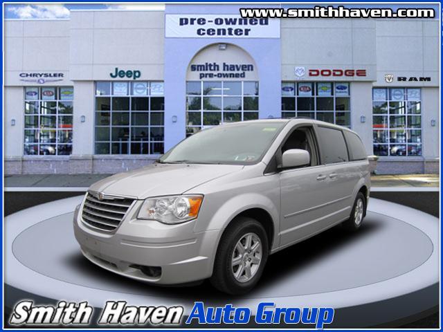 2010 Chrysler Town & Country for sale