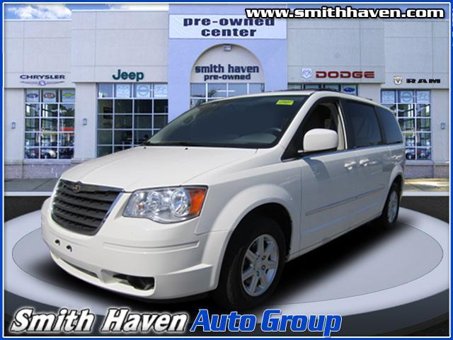 2010 Chrysler Town & Country for sale