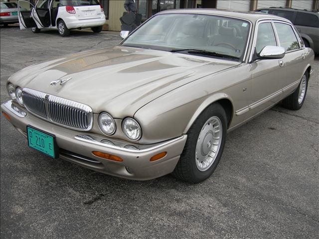 1998 Jaguar XJ8 for sale