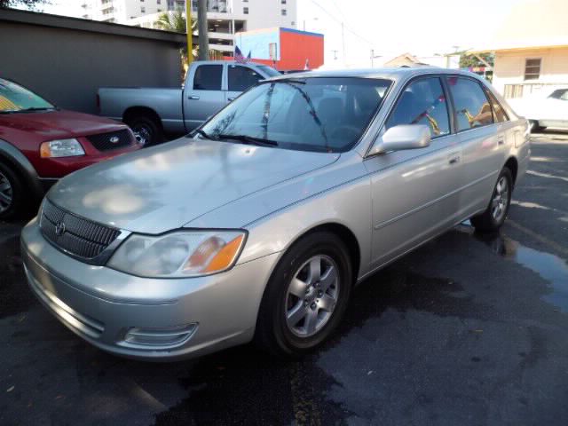 2000 Toyota Avalon for sale