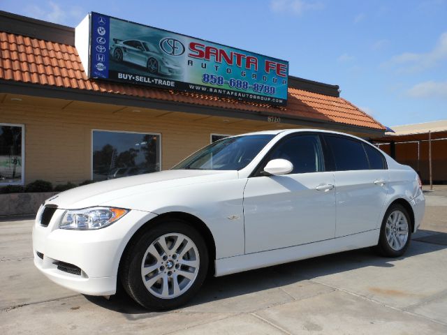 2006 BMW 3 SERIES 325I SEDAN white there are no electrical problems with this vehicle  there are 