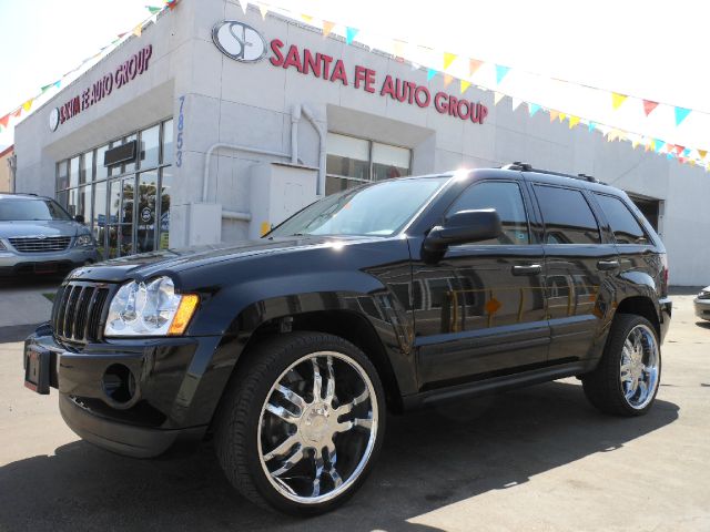 2006 JEEP GRAND CHEROKEE LAREDO 2WD black the electronic components on this vehicle are in working