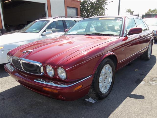 1998 Jaguar XJ8 for sale