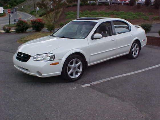 2000 Nissan Maxima for sale
