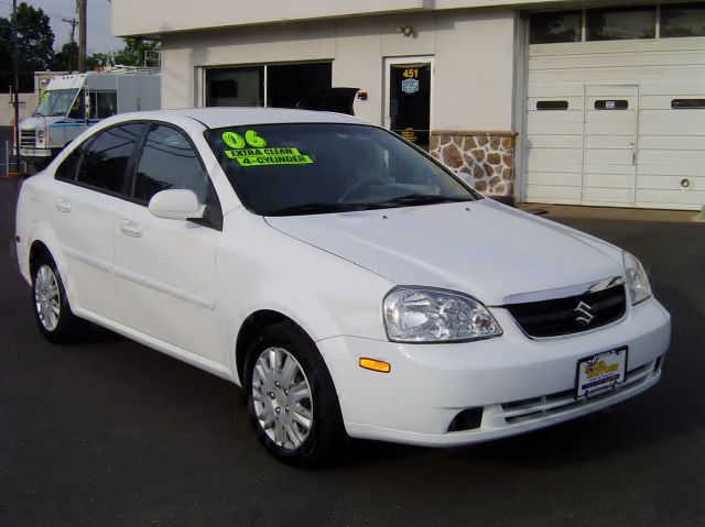 2006 Suzuki Forenza