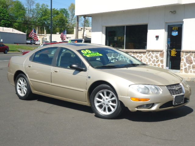 2000 Chrysler 300M