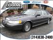 2001 Lincoln Town Car