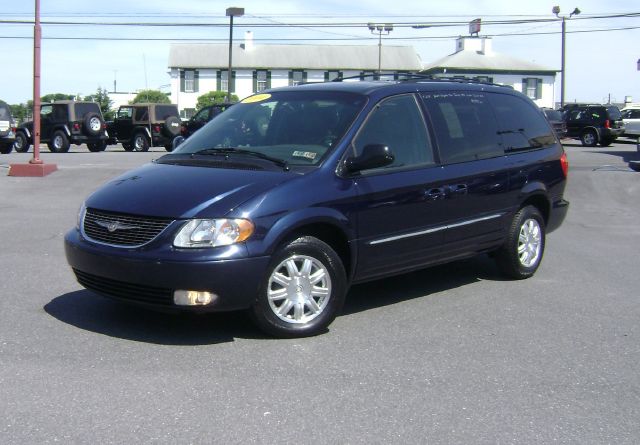 2004 Chrysler Town and Country for sale