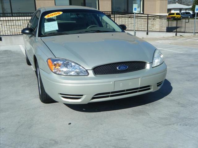 2005 Ford Taurus for sale
