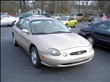 1999 Ford Taurus