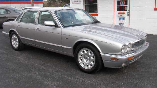2002 Jaguar XJ8 for sale