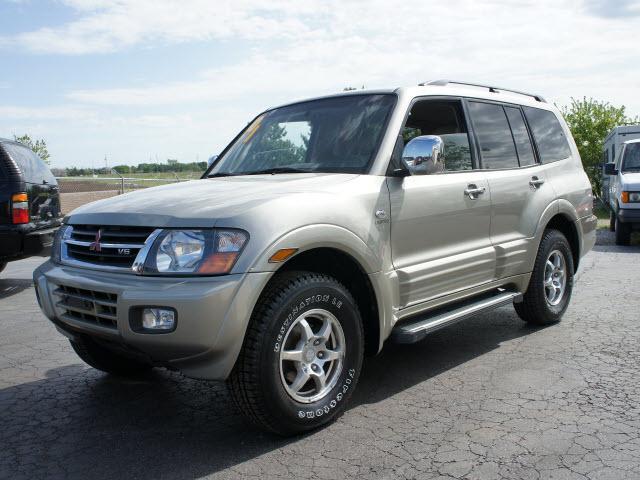2001 Mitsubishi Montero for sale