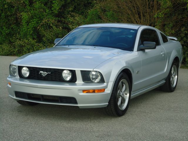2006 Ford Mustang